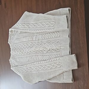 GAP cable knit sweater